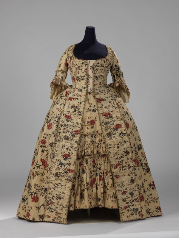 Member Opening Night: Global Threads