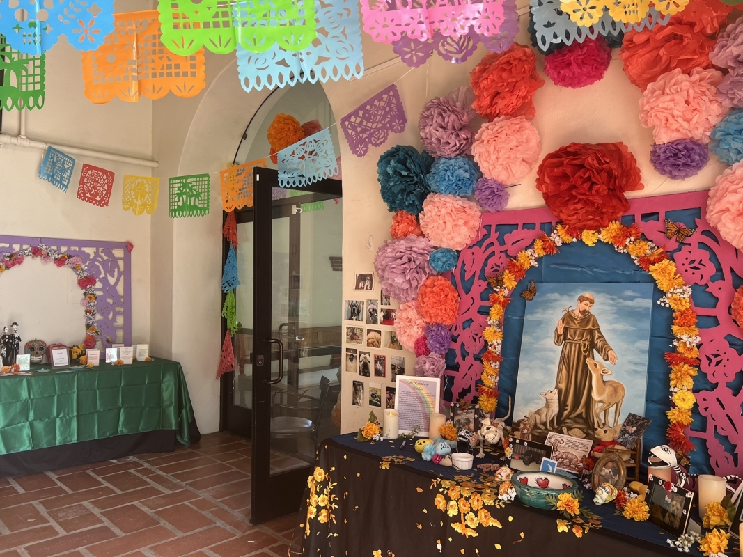 Community Ofrenda (Memorial Altar) 
